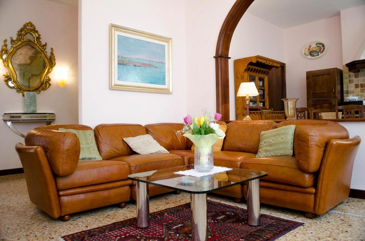 Apartment Lucy เวนิส ภายนอก รูปภาพ